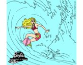 Barbie practicando surf