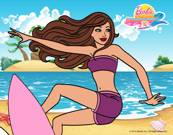 Barbie surfeando