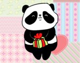 Dibujo Panda con regalo pintado por luciasanz