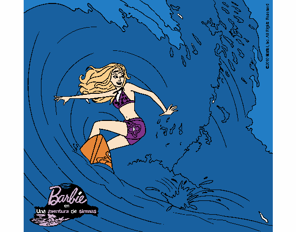 Barbie practicando surf