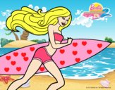 Barbie corre al agua