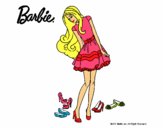 Barbie y su colección de zapatos