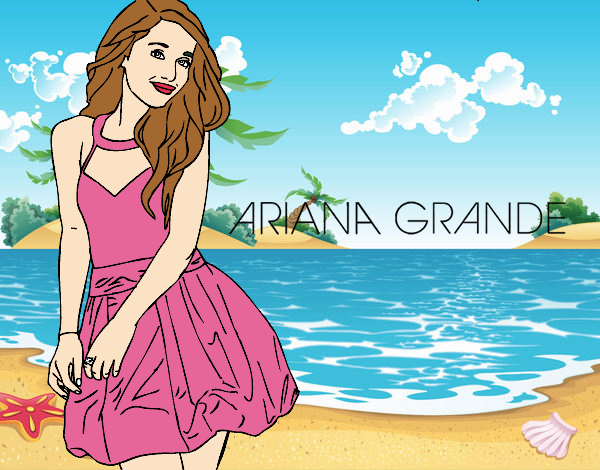 Ariana g en la playa