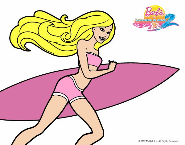 Barbie corre al agua