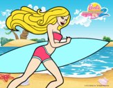 Barbie corre al agua