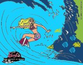 Barbie practicando surf