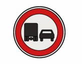Adelantamiento prohibido para camiones