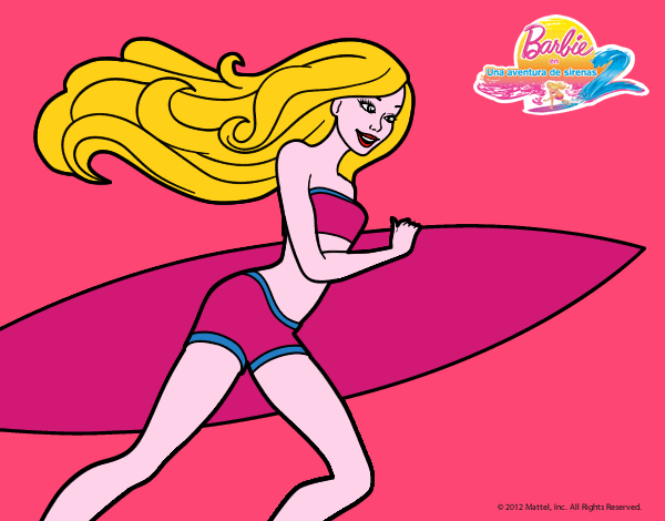 Barbie corre al agua