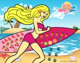 Barbie corre al agua