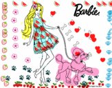 Barbie paseando a su mascota