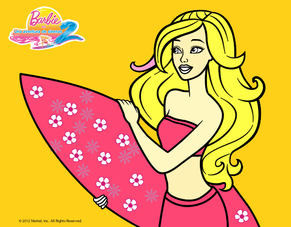 Barbie va a surfear