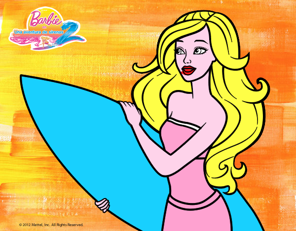 Barbie va a surfear