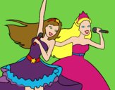 Barbie y la princesa cantando