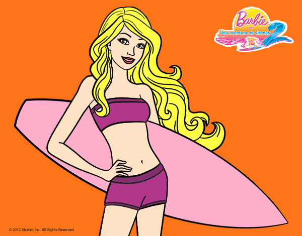 Barbie con tabla de surf