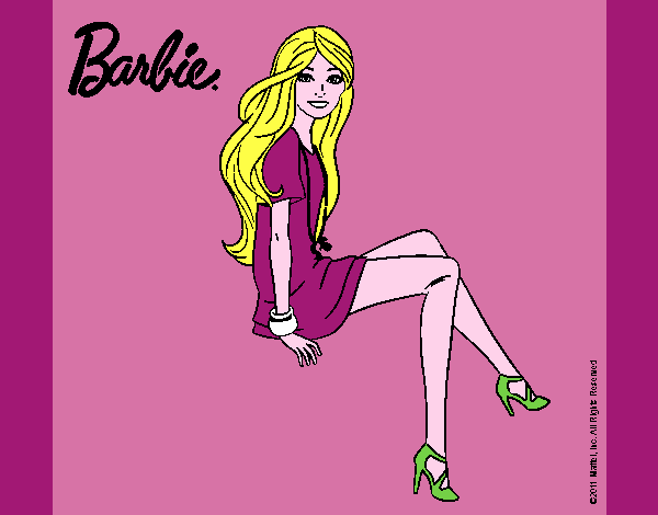 Barbie sentada