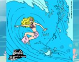 Barbie practicando surf