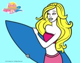 Barbie va a surfear