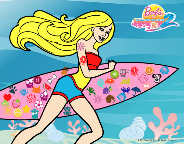 Barbie corre al agua