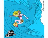 Barbie practicando surf