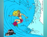 Barbie practicando surf