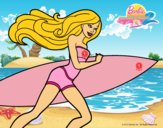 Barbie corre al agua