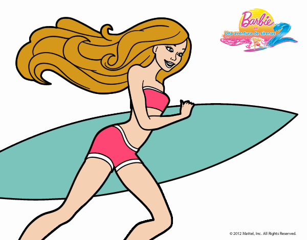 Barbie corre al agua