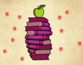 Libros y manzana