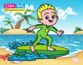 Dibujo Niño surfista Color Roll pintado por hermasa 