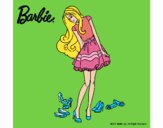 Barbie y su colección de zapatos