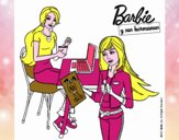 Barbie y su hermana merendando