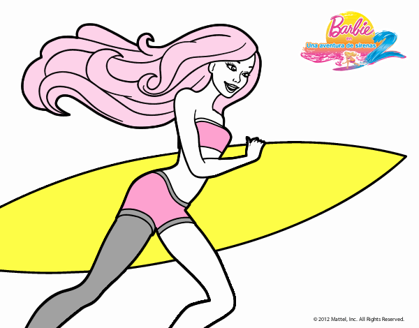 Barbie corre al agua