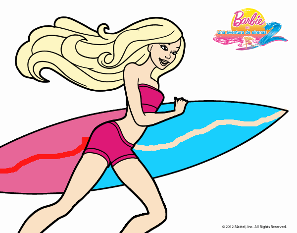 Barbie corre al agua