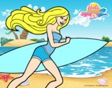 Barbie corre al agua