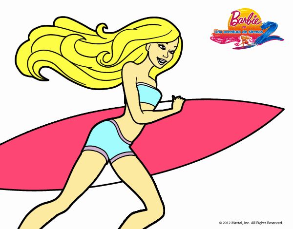 Barbie corre al agua