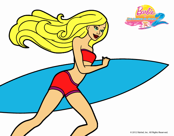 Barbie corre al agua