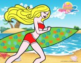 Barbie corre al agua