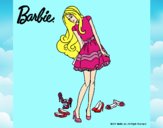 Barbie y su colección de zapatos