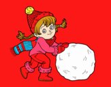 Niña con gran bola de nieve