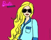 Barbie con gafas de sol