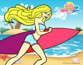 Barbie corre al agua