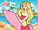 Barbie va a surfear