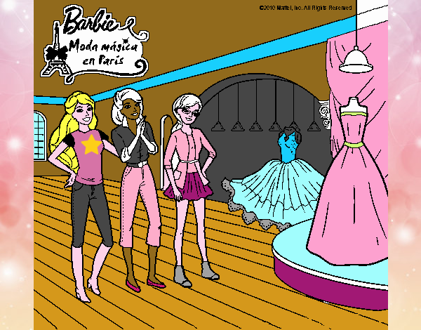 Barbie mirando vestidos