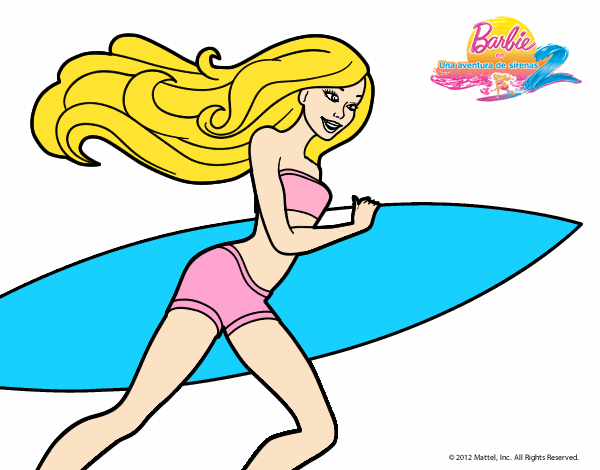 Barbie corre al agua