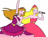 Barbie y la princesa cantando