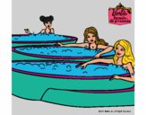 Barbie y sus amigas en el jacuzzi