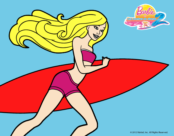 Barbie corre al agua