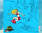 Barbie practicando surf