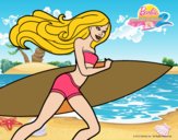 Barbie corre al agua