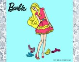 Barbie y su colección de zapatos