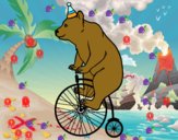 Oso en bicicleta